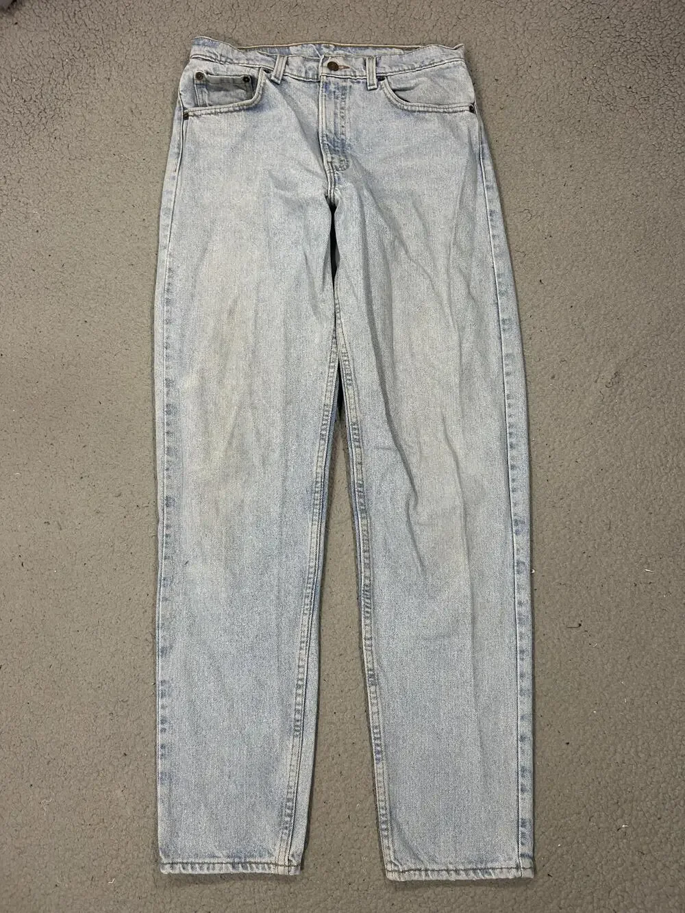 Vintage Levis 550 Jeans Mens 32 Light Wash Relaxed Tapered Distressed USA 90s